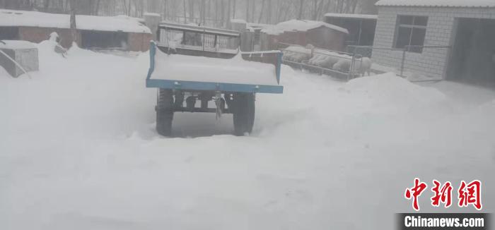 图为内蒙古通辽降雪现场。　通辽气象局供图