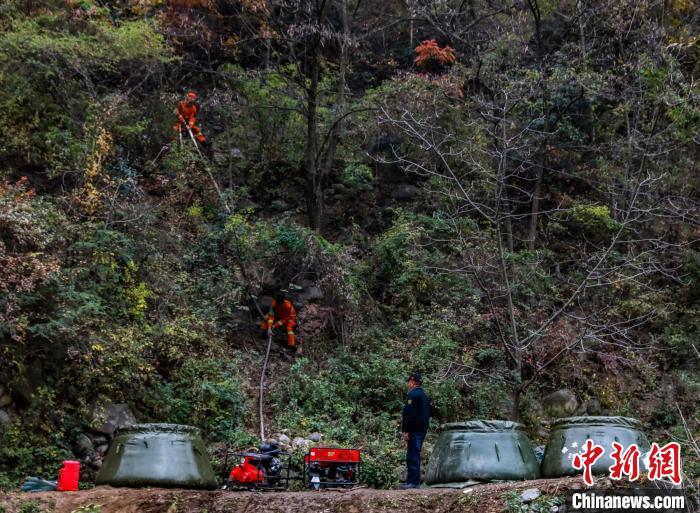 远程供水。卢耀强 卢耀强 摄