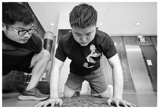 点击进入下一页