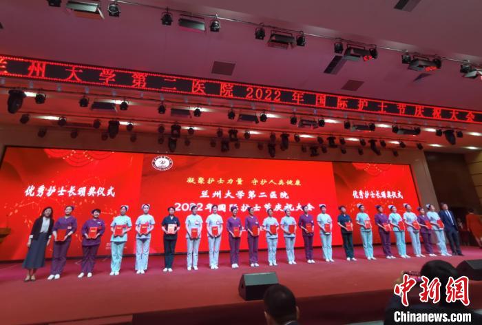 甘肃护士忆战疫:见过太多真诚笑脸,收获太多感动