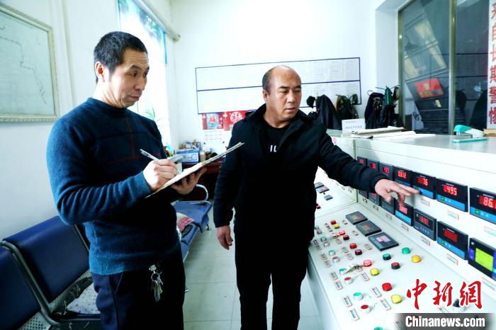 阿木尔林业局物业公司集中保供热。　王力 摄