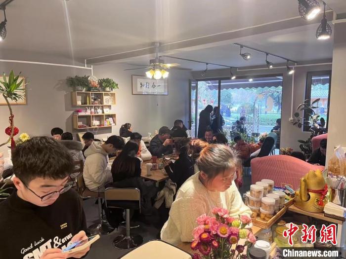 浙江新春见闻：乡村咖啡馆里“喝”出别样年味
