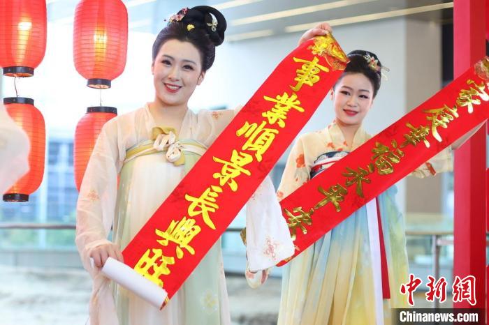 政府补贴真金白银南京文化小店新春暖意融 政府补贴真金白银南京文化小店新春暖意融