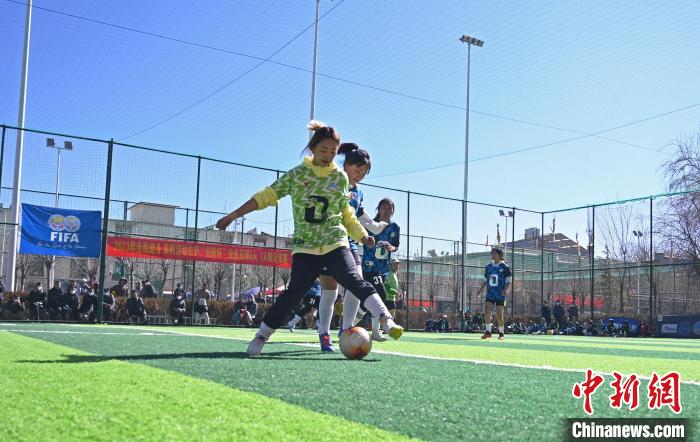 西藏民间女足赛事：关于重返青春和足球热情