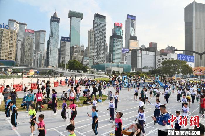 香港逾400名中小学生等参与“狮跃传绳”创SDG世界纪录