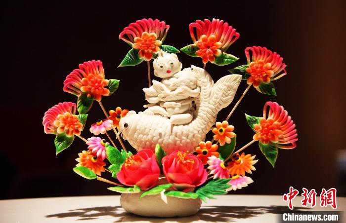 2014年，岚县面塑被列入国家级非物质文化遗产保护名录。　孙涛 摄