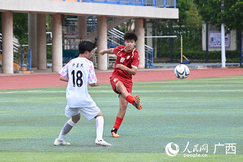 比赛现场。人民网 雷琦竣摄