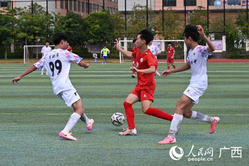 比赛现场。人民网 雷琦竣摄