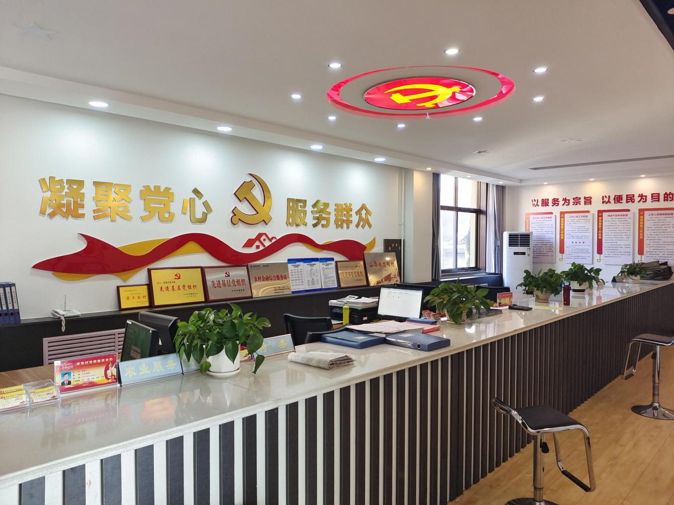 php4AEB.tmp php4AEB.tmp