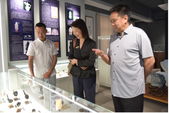 php44D7.tmp php44D7.tmp